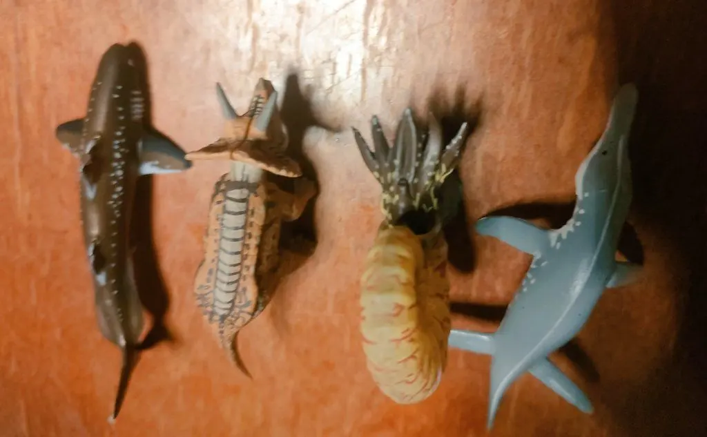 Thumbnail of Set of 4 Ancient Creatures