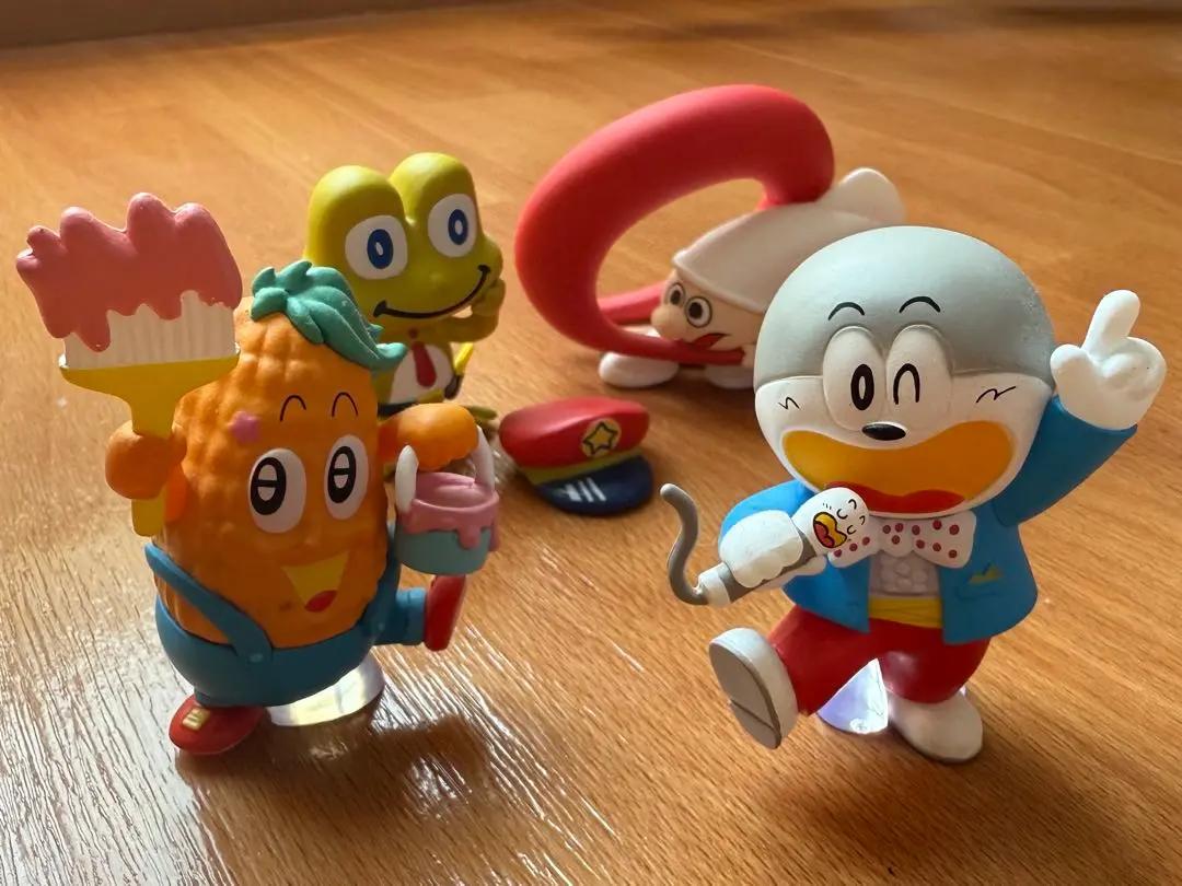 よっちゃん食品工業 - レア　ソフビフィギュアのよっちゃん　よっちゃんイカ　フィギュア よっちゃんいか」が立体化されてフィギュアになるとこうなります