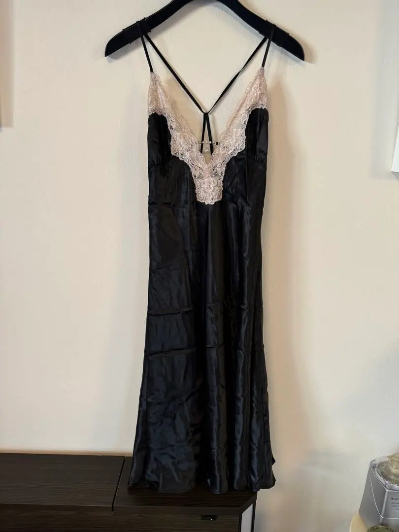 Thumbnail of Final price reduction! New York purchase, Christmas season limited edition, brand new, unused, with tag, jeweled slip