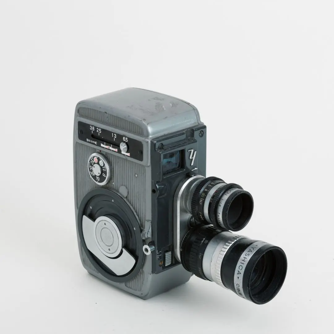 完動品★ヤシカ YASHICA-8 ボディー ゼンマイモーター式#230418 完動品☆ヤシカ YASHICA-8 ボディー ゼンマイモーター式#230418