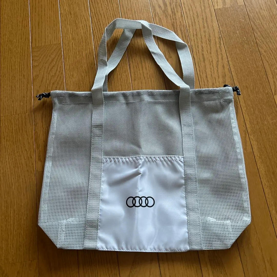 【新品•未使用•非売品】Audi アウディトートゴルフバッグ&シューズケース 新品•未使用•非売品】Audi アウディトートゴルフバッグ&シューズ