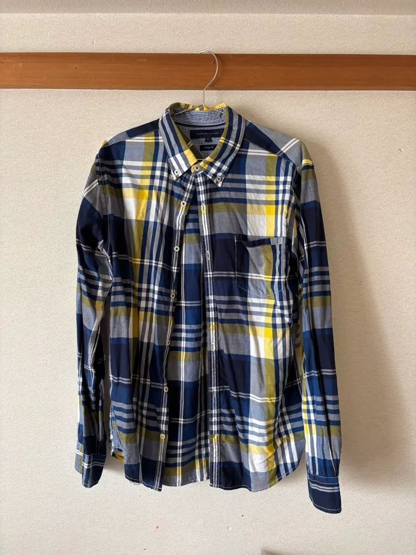 Thumbnail of TOMMY HILFIGER XL long-sleeved flannel shirt, check pattern