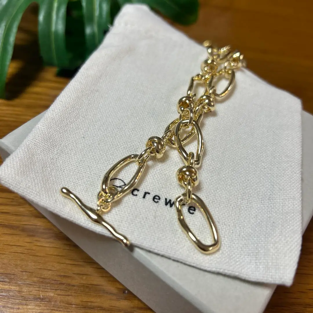 完売品！Crewreツイストカーブチェーンピアスゴールド crewre online shop / ツイストカーブチェーンピアス