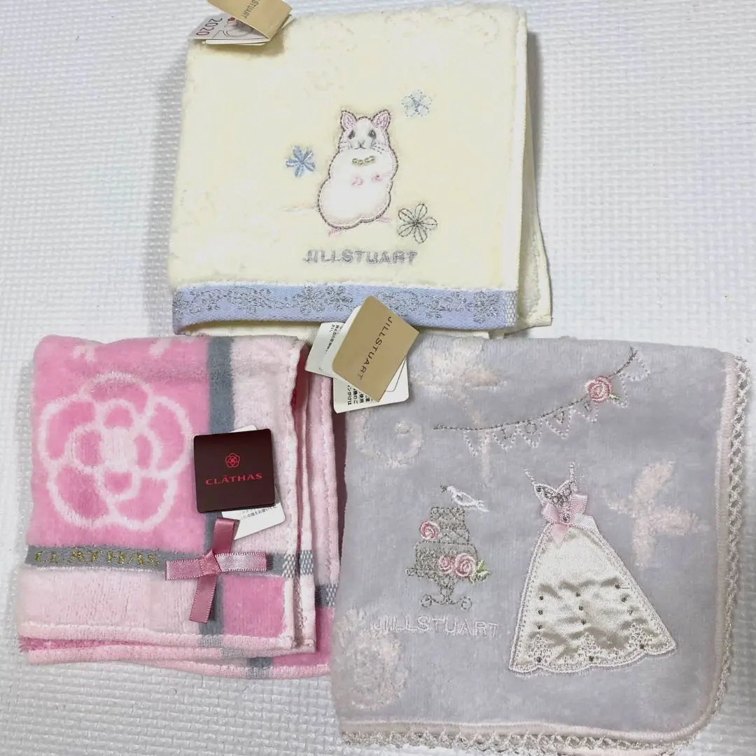 Thumbnail of [Price Reduced] Towel Handkerchief Set (CLATHAS & JILLSTUART)