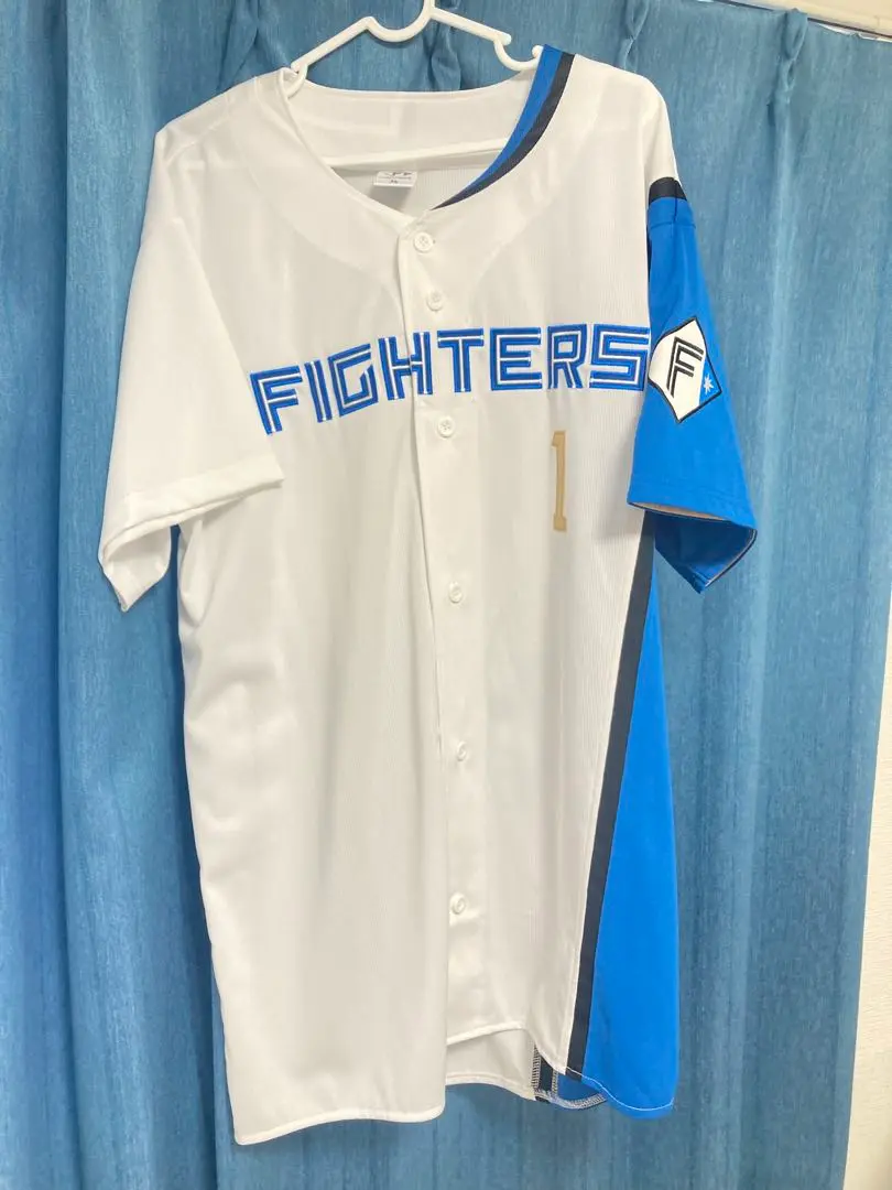 FIGHTERS ユニフォーム ビッグボス　Lサイズ Amazon.co.jp: 日ハム レプリカユニフォーム ビックボスLサイズ
