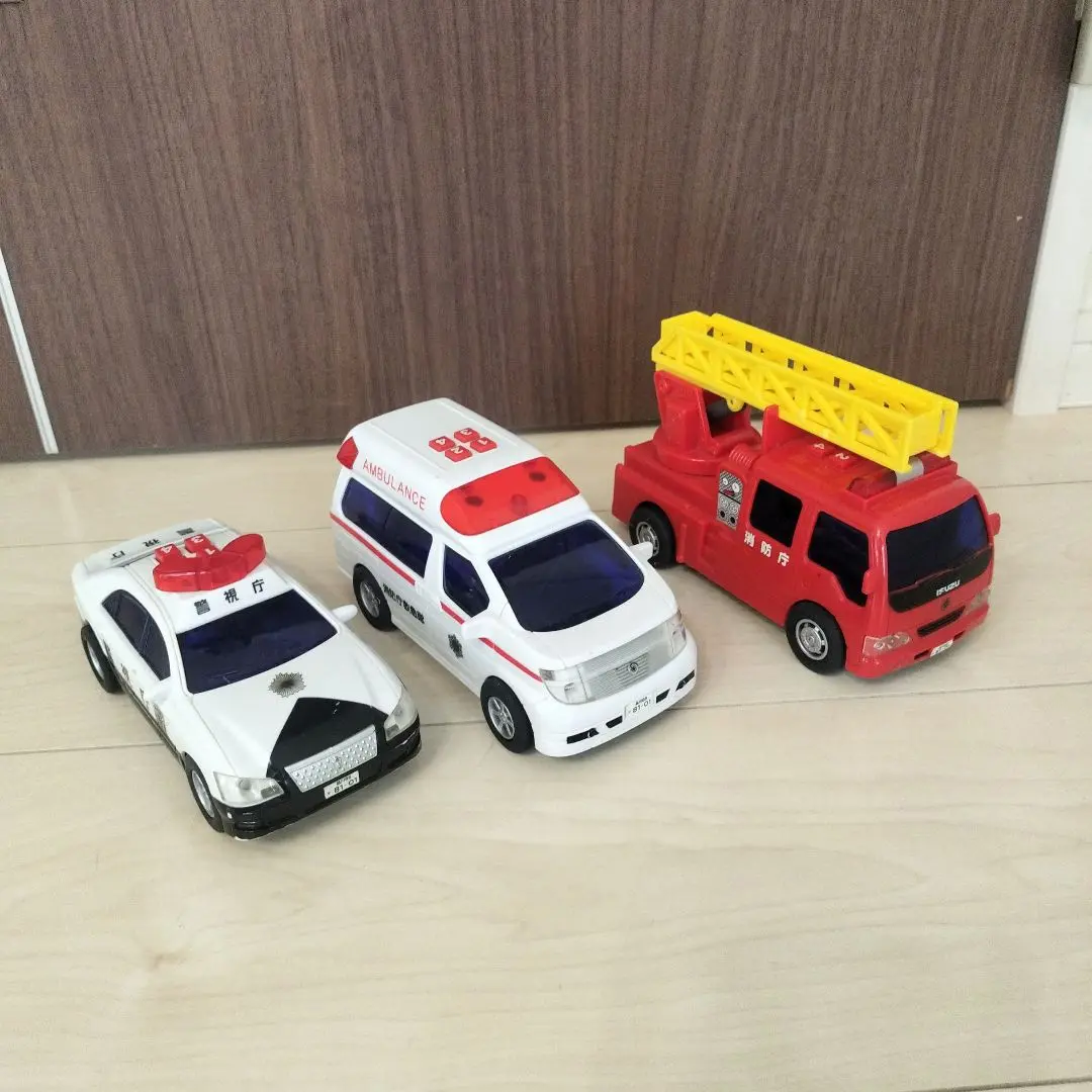 (未使用･未開封品)　ミニサウンド クラウンパトカー og8985z ミニサウンド クラウンパトカー｜子供向け乗り物玩具メーカー