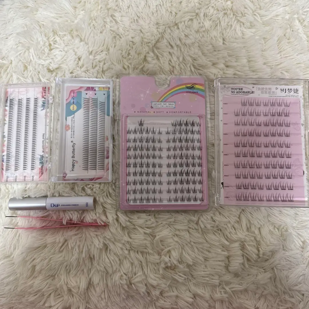 Thumbnail of False eyelash set