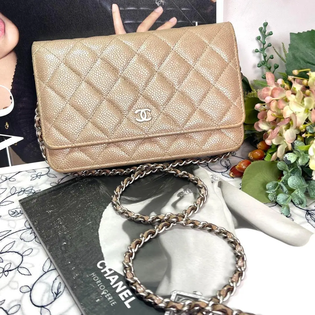 CHANEL ベージュゴールドチェーンウォレット ベージュ系 CHANEL CHAIN WALLET(シャネル チェーンウォレット