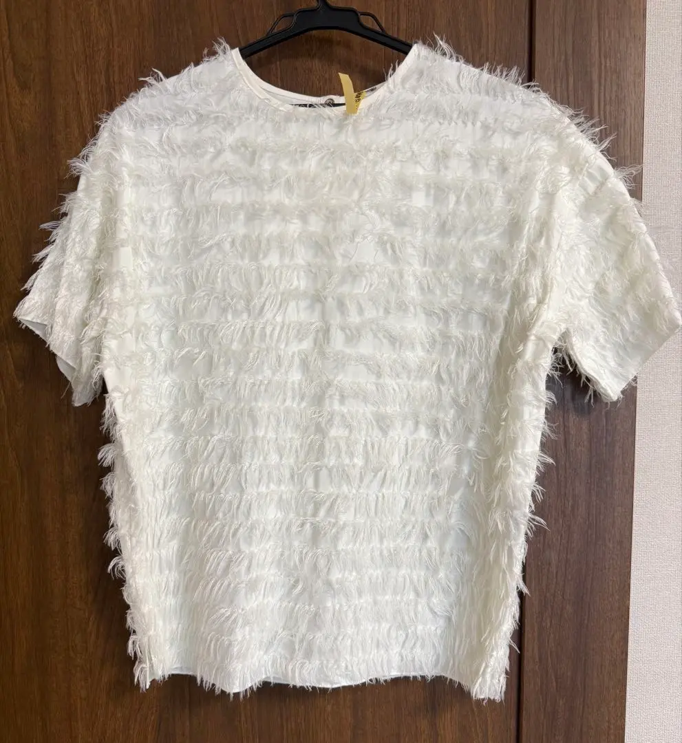 gypsohila  ジプソフィア　ホワイトフェザーT ジプソフィアgypsohila フェザーT Whiteの通販 by ma｜ラクマ