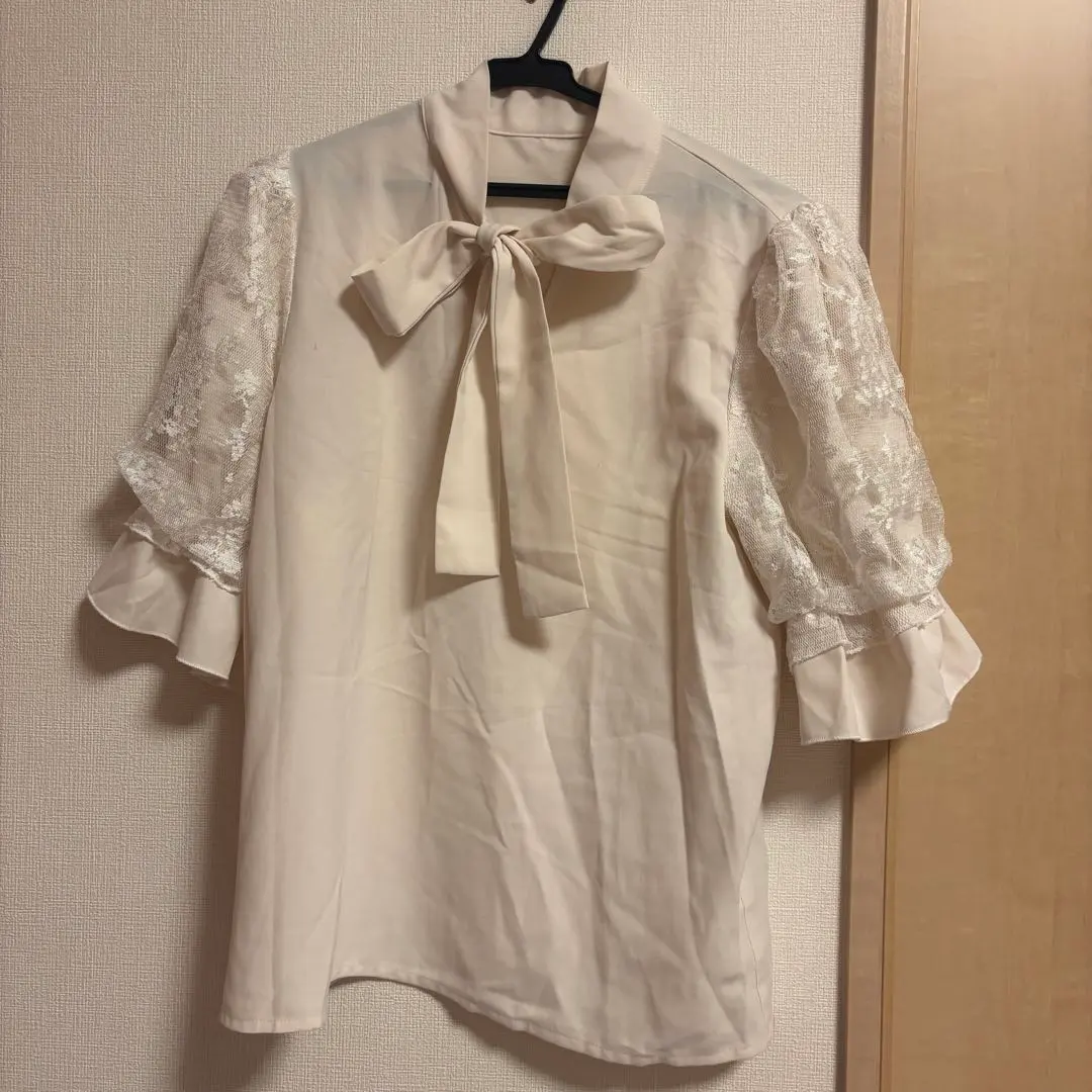 Thumbnail of Ribbon, Ladies, Lace, Blouse