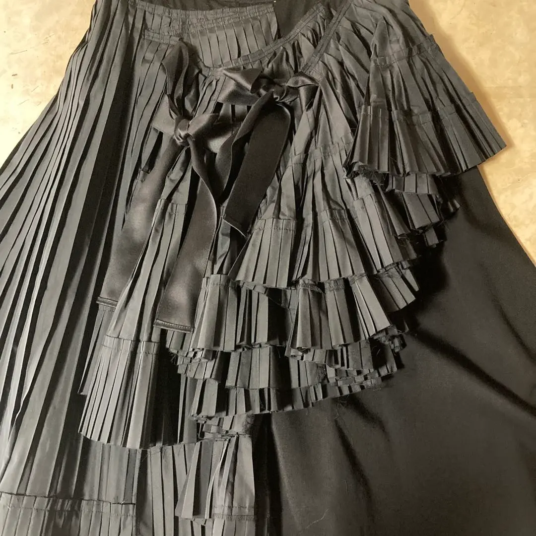 tao COMME des GARCONS シースループリーツスカート 2025年最新】タオコムデギャルソン プリーツスカートの人気