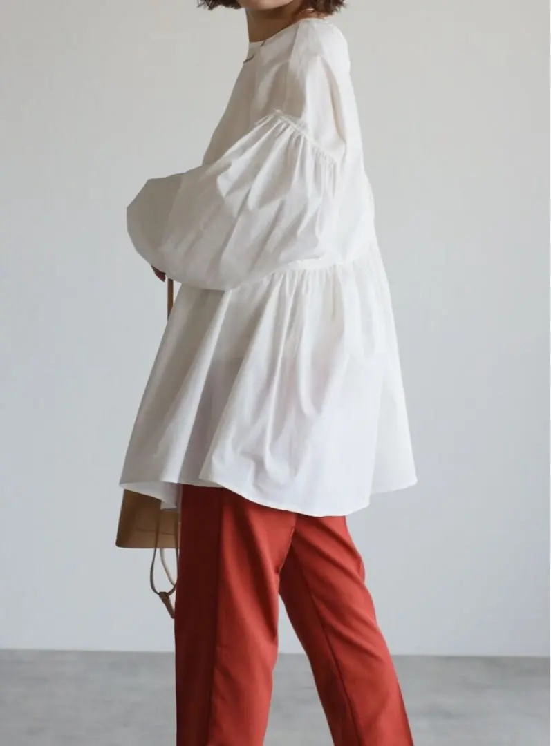 Thumbnail of Bonjour Sagan Front and Back 2-Way Volume Sleeve Blouse Balloon Sleeve