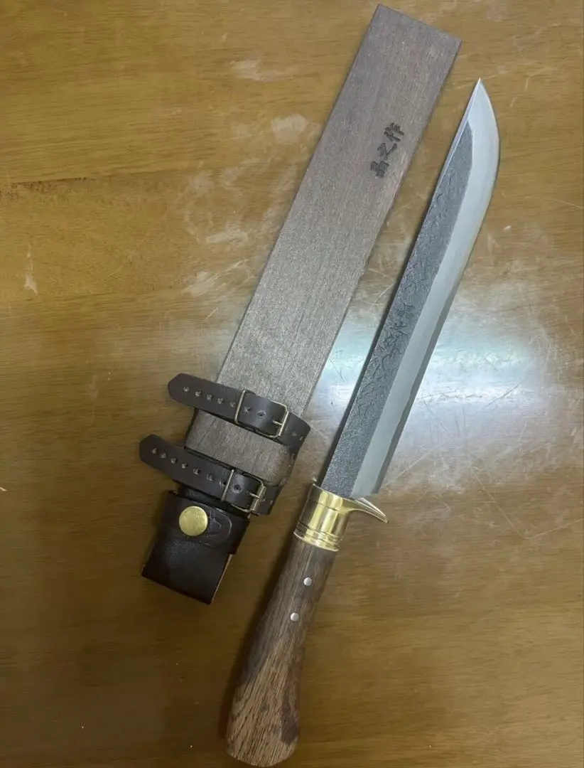 兼常作 剣鉈 (山鉈 狩猟刀) 鉈 墨流し ダマスカス アウトドア D81 兼常作 剣鉈 (山鉈 狩猟刀) 鉈 墨流し ダマスカス アウトドア