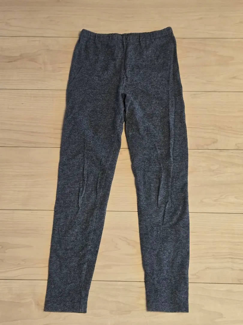 Thumbnail of UNIQLO Kids Leggings, Size 130