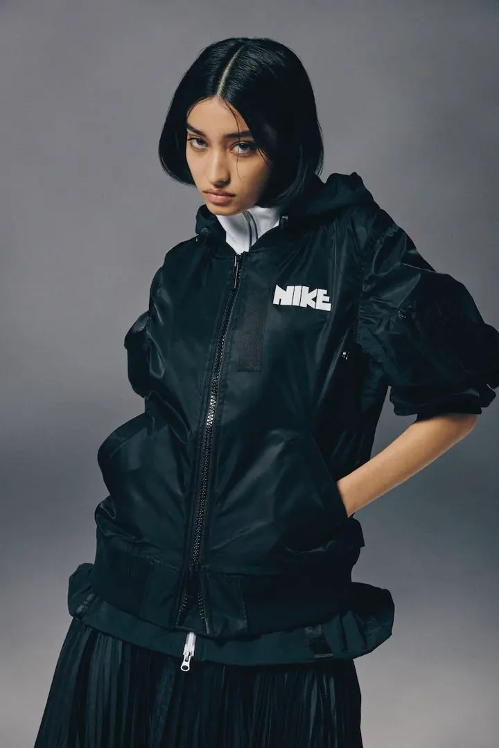 2025年最新】nike sacai ウィンドランナーの人気アイテム - メルカリ