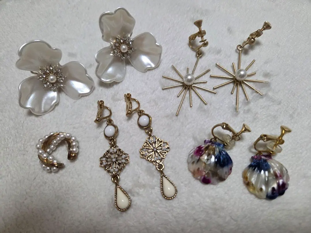 Thumbnail of Earrings and Ear Cuffs Set of 5