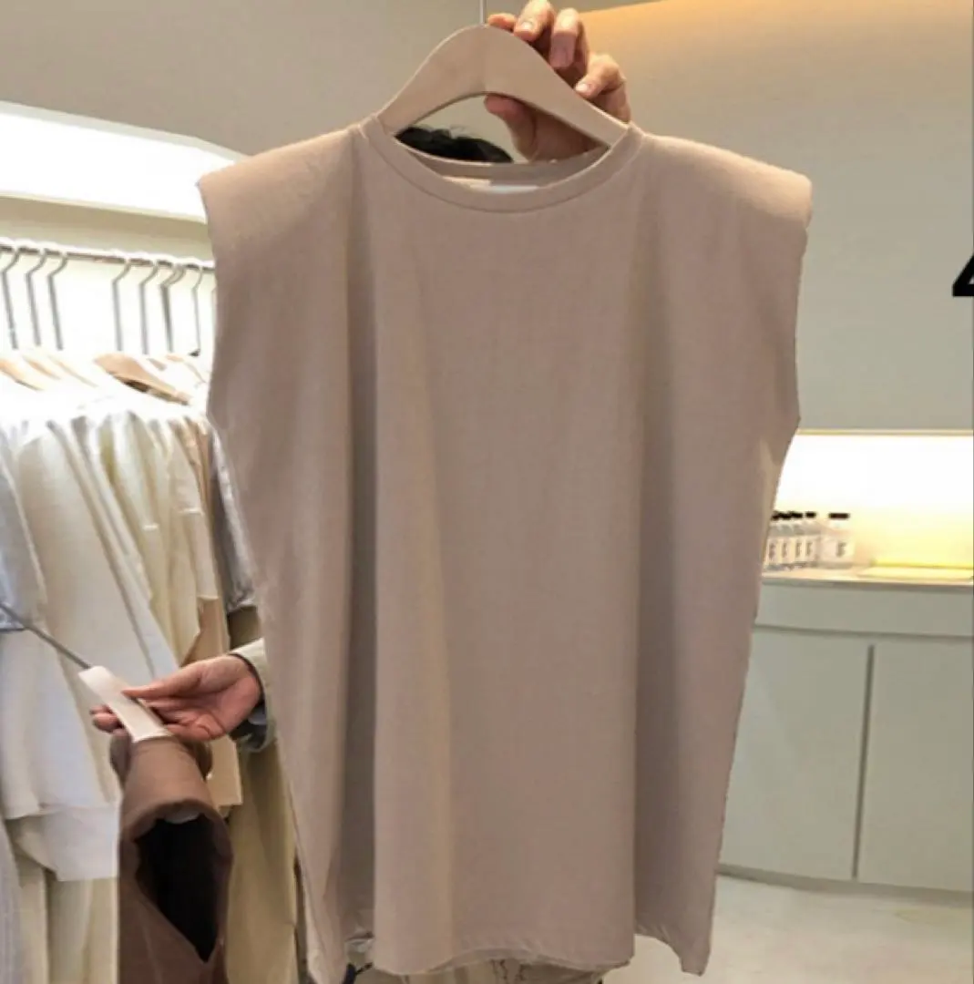 Thumbnail of 【New】Set of 2 Simple Sleeveless T-shirts. Choose your favorite 2 colors.