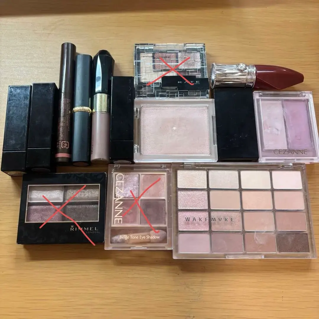 Thumbnail of Makeup Set Eyeshadow Lip