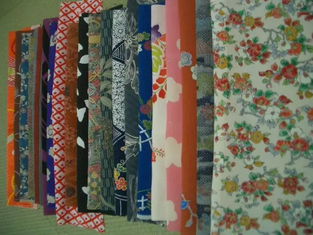 Thumbnail of 20 pieces of kimono fabric scraps, silk ② Antique kimono remake fabric, tsurushi hina, tsumami zaiku, old cloth
