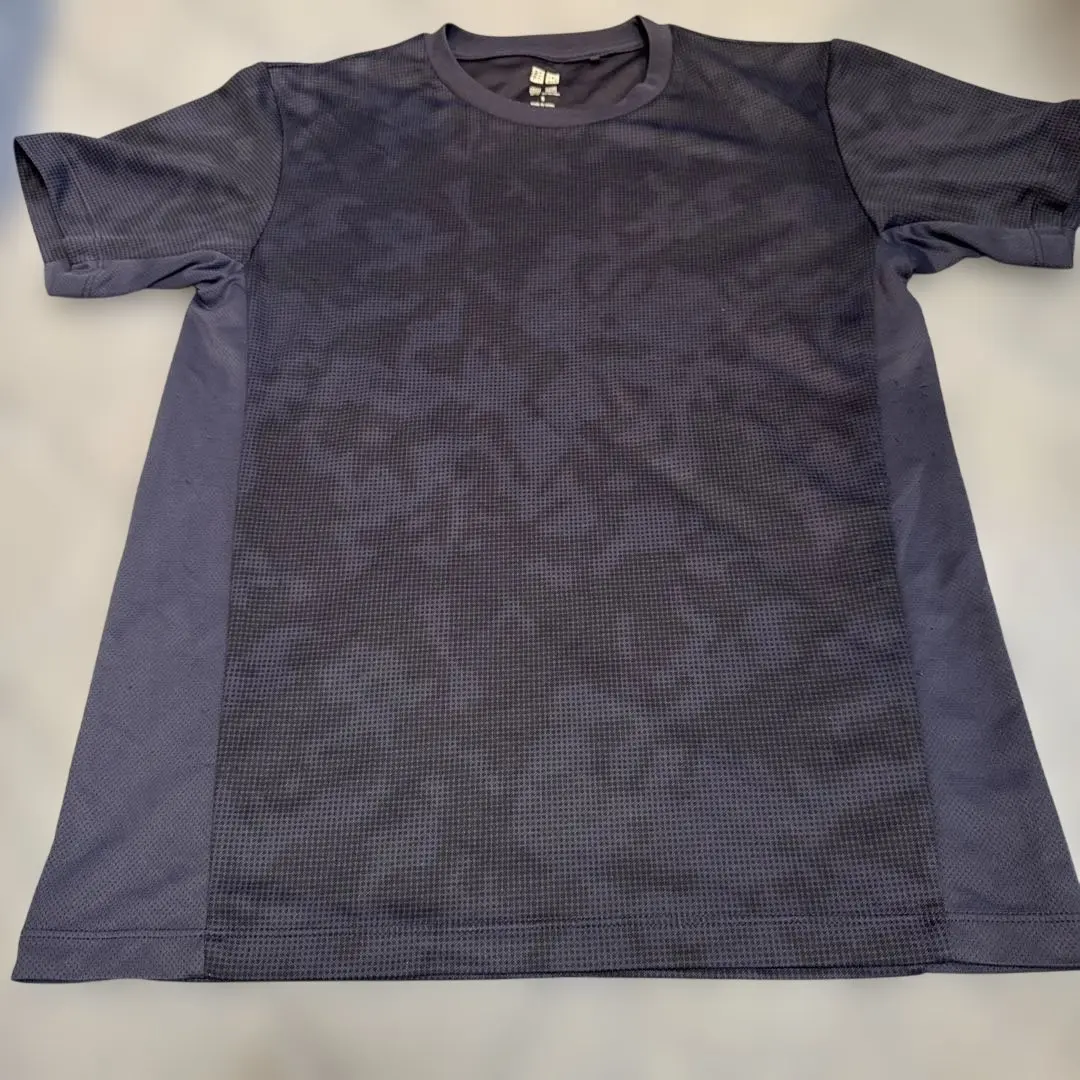 Thumbnail of UNIQLO DRY-EX Dark Gray T-shirt S