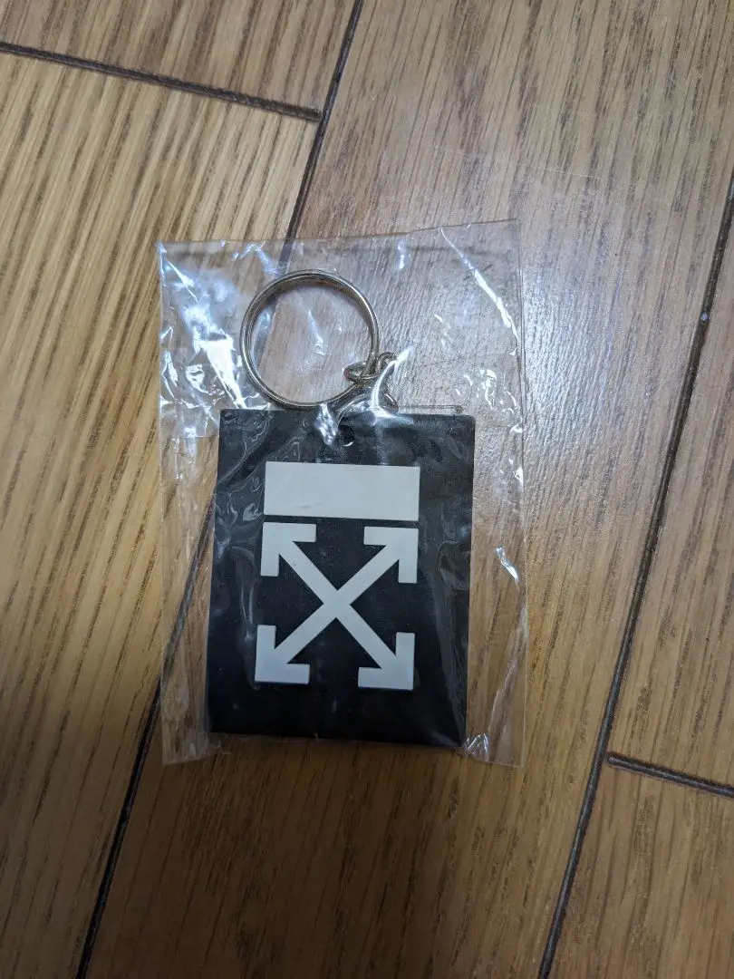 OFF-WHITE キーホルダーセット ブラック off white レディースキーホルダー、キーリング｜ファッション