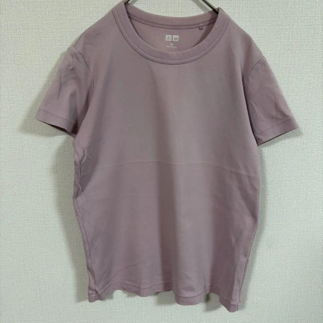Thumbnail of UNIQLO (M) 100% Cotton Short Sleeve T-Shirt / Muted Colors / Solid / Versatile