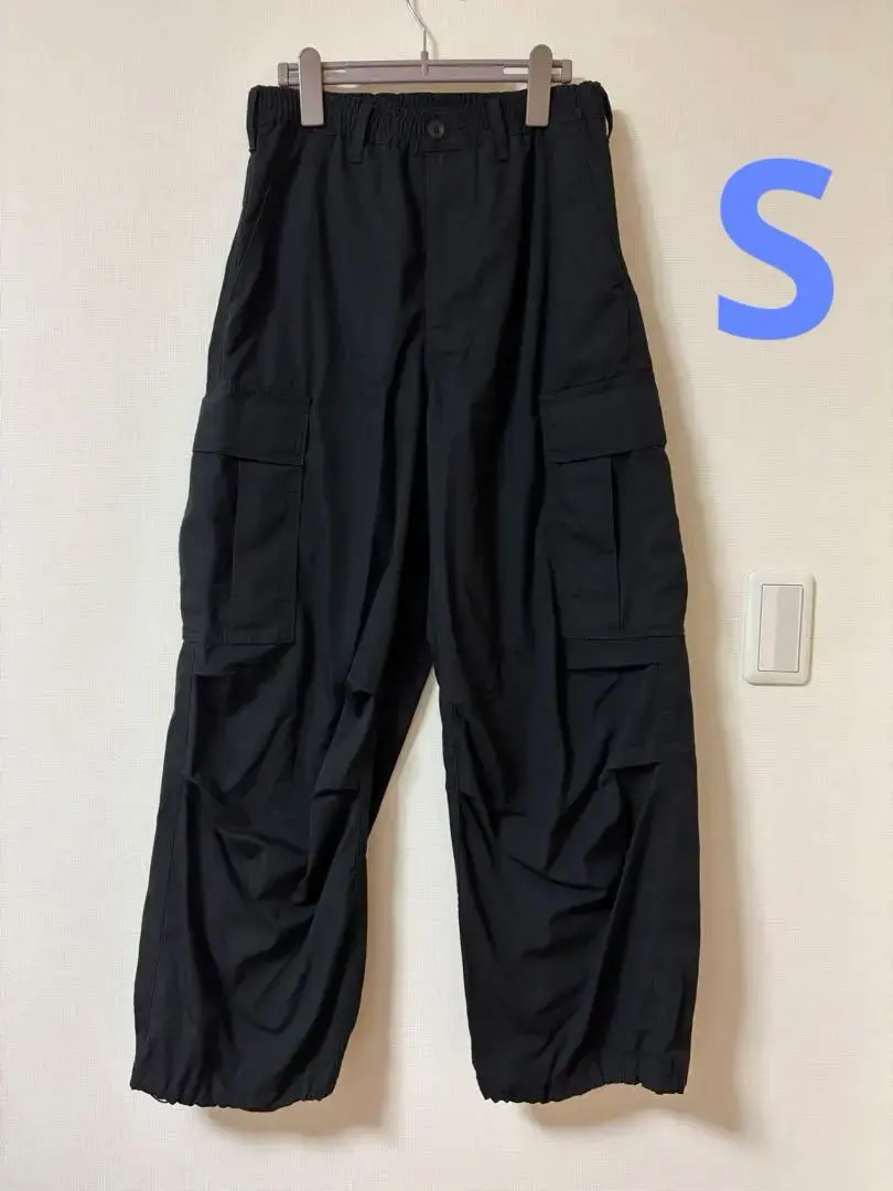 Thumbnail of Excellent condition GU Super Wide Cargo Pants, Black, Size S