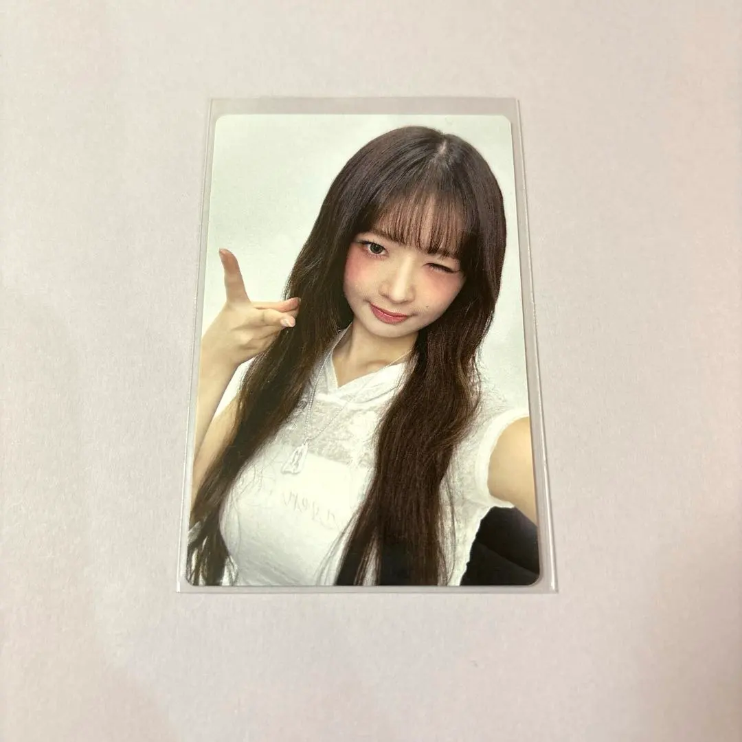 Thumbnail of IVE ALIVE Rei Tower Records Trading Card