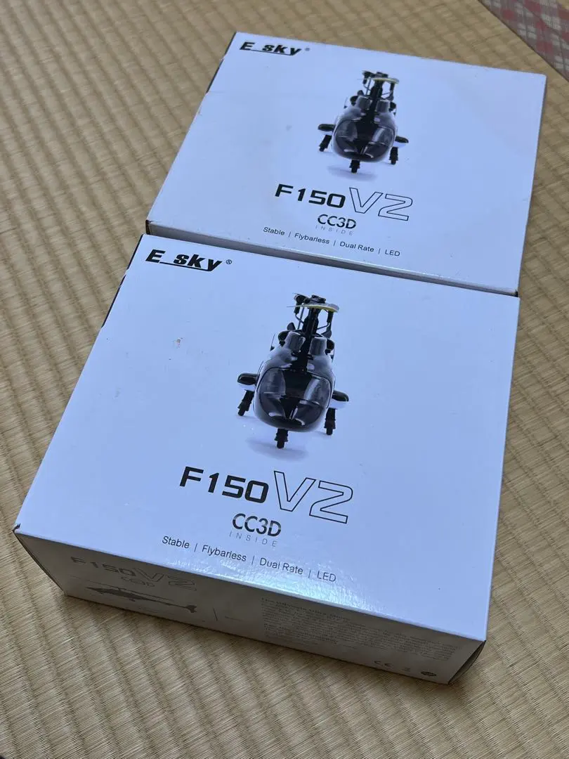バッテリー3本付き! ESKY 150 V3 ミニ 2.4G 5CH RC ヘリコプター