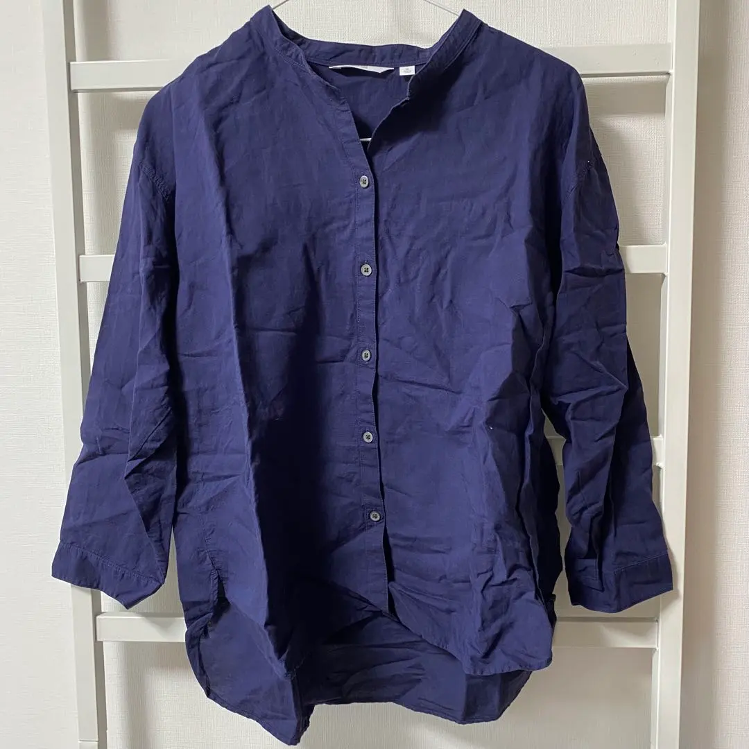 Thumbnail of UNIQLO long-sleeved top, size M