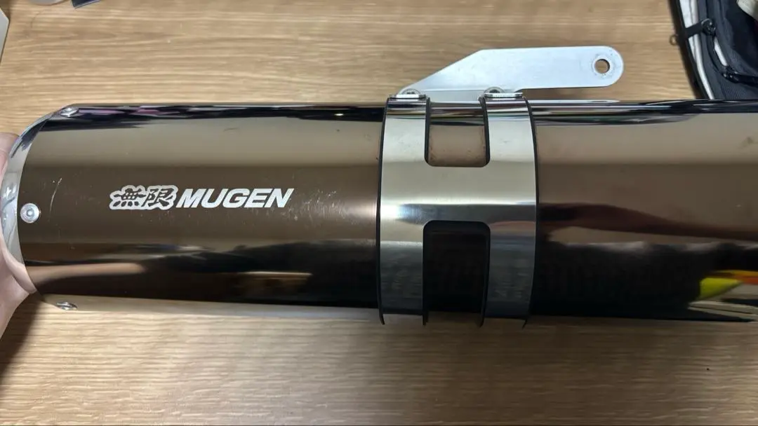 CB400SF 無限 MUGEN スリップオンマフラーシリアルナンバー入り