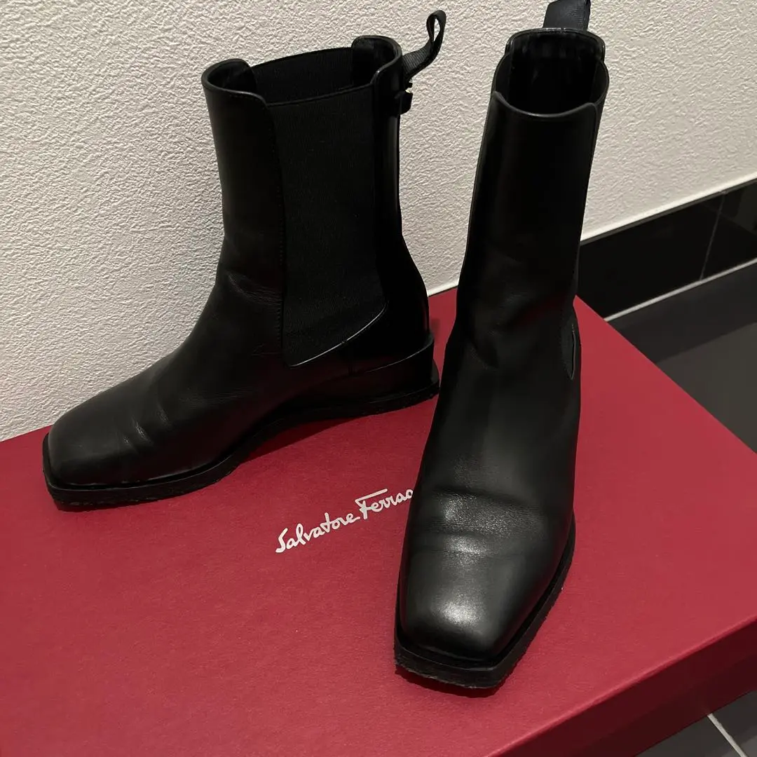 2025年最新】Salvatore Ferragamo サイドゴアブーツの人気