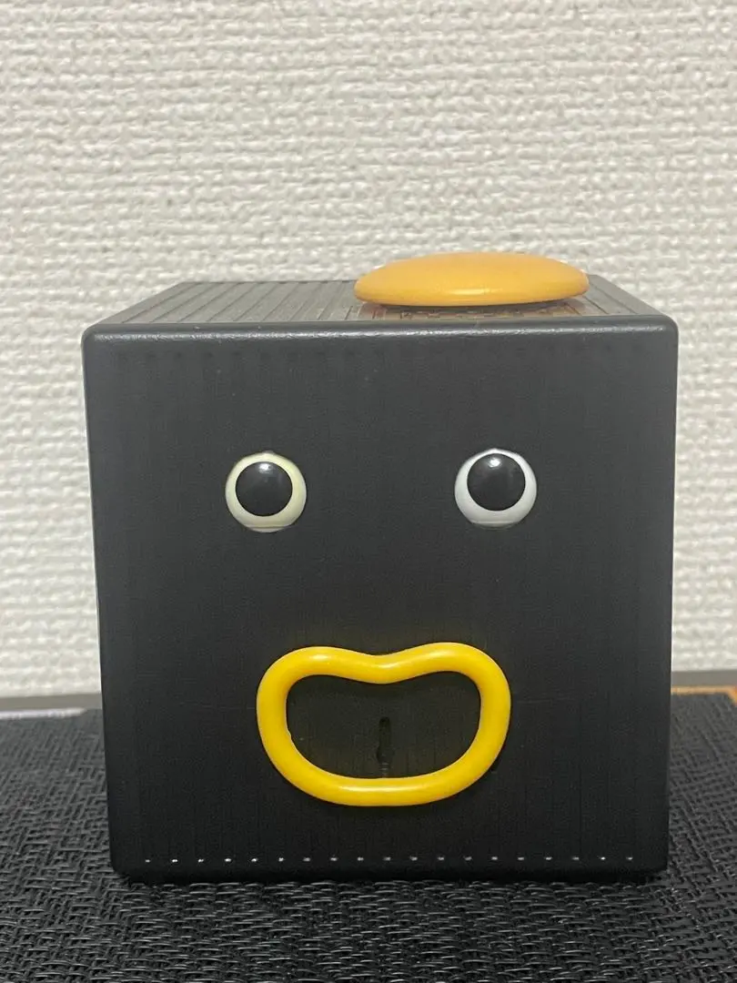 Amazon | クロックマン O型 | 時計玩具・キャラクター時計