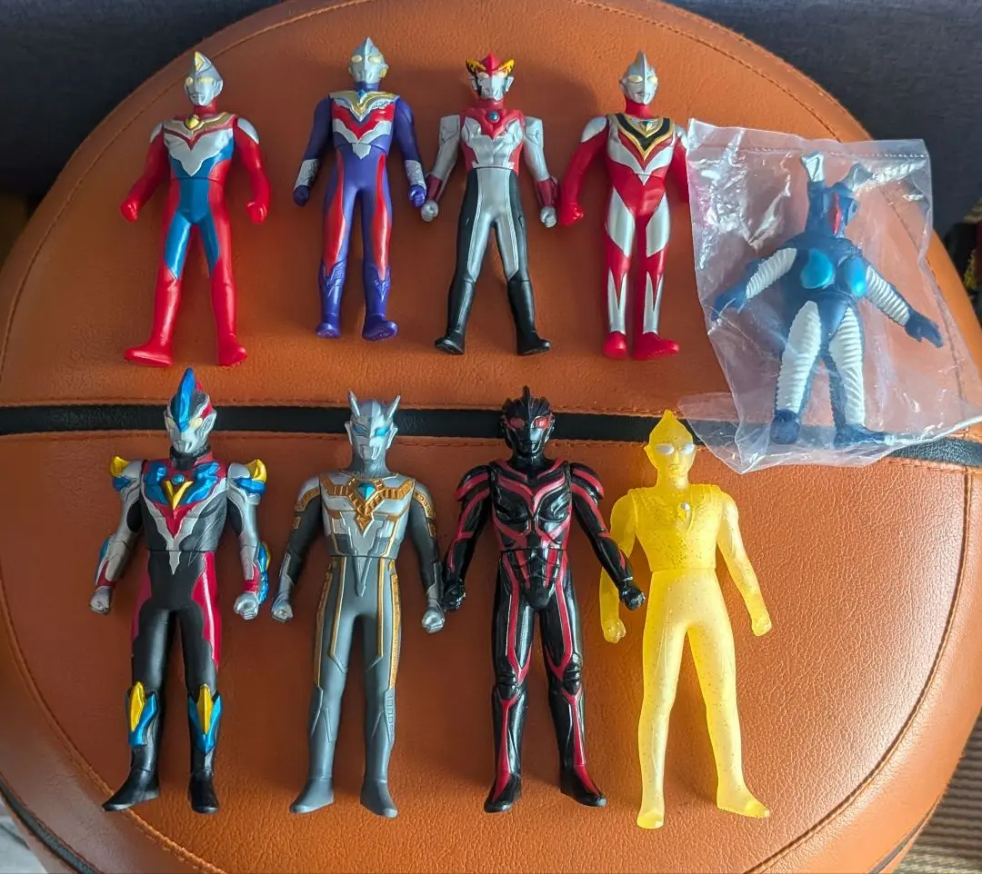 10/8(土)より『ウルトラマンオーブ』限定ソフビ「光ノ魔王獣