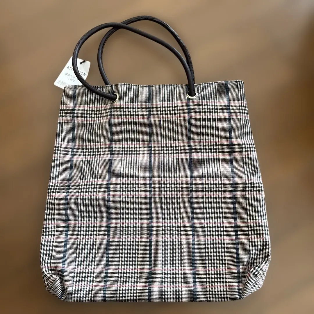 Thumbnail of Checkered tote bag