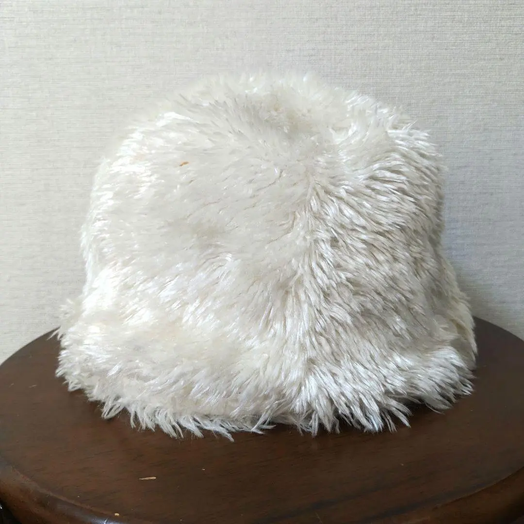 Thumbnail of Fluffy Fur Bucket Hat, White-toned, Autumn/Winter Outfit