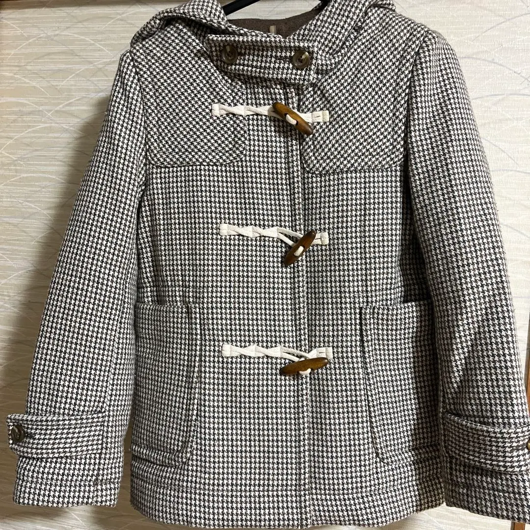 藍色×棕色 千鳥格紋 牛角扣大衣 帶帽 的縮圖