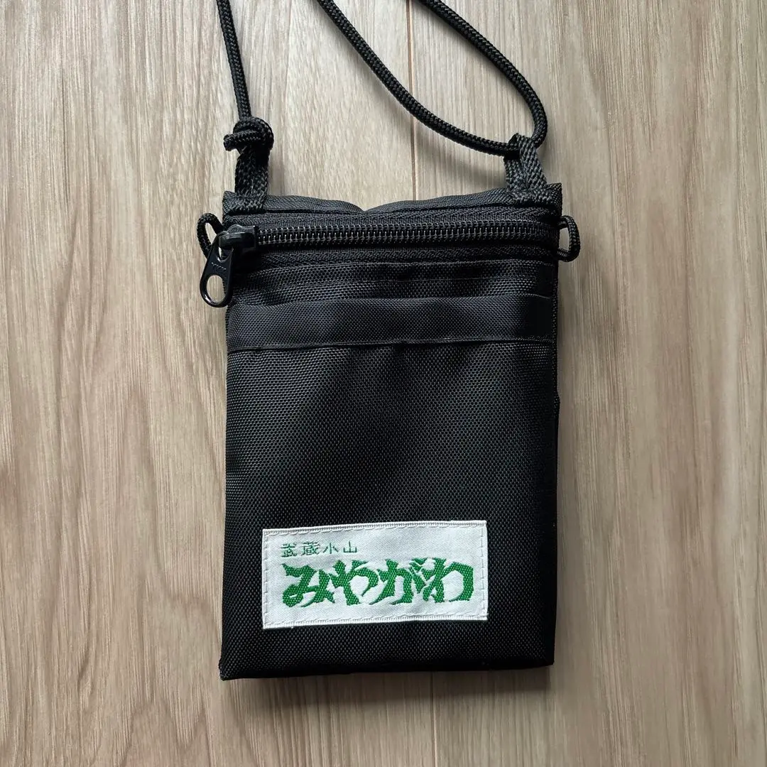 スタイリスト私物　みやがわスポーツ　コウイチロウサン　ミニサコッシュ みやがわスポーツ コウイチロウサン サコッシュ - メルカリ