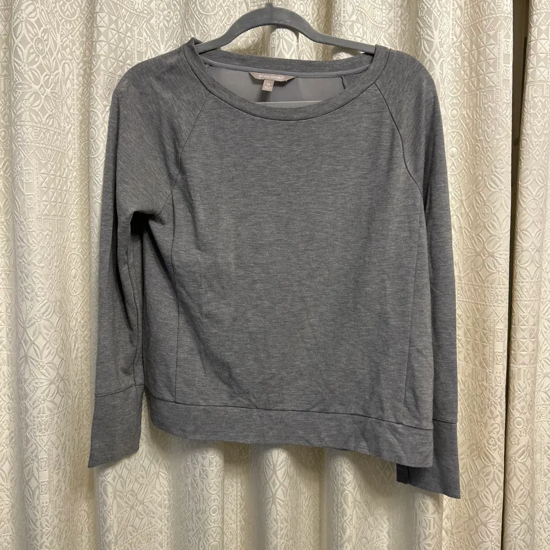 香蕉共和國 灰色 長袖 T恤 的縮圖