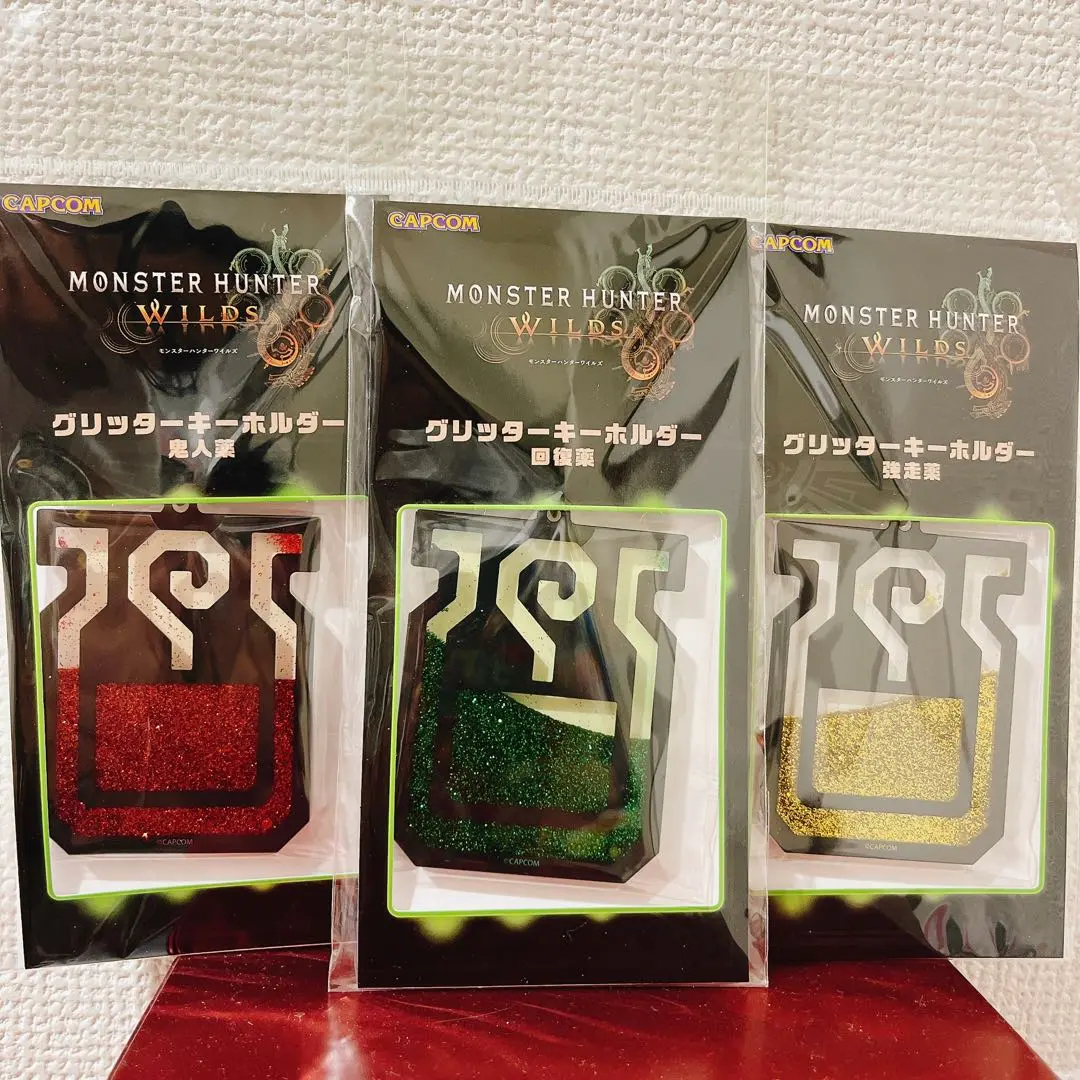 3個セット グリッターキーホルダー カプコンカフェ モンスターハンターワイルズ カプコンカフェ モンスターハンターワイルズ グリッター