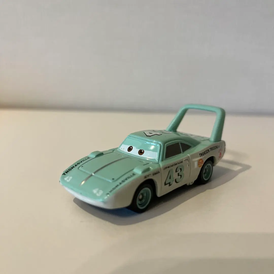 2025年最新】カーズ トミカ C-19 キング (トーマスビルタイプ)の