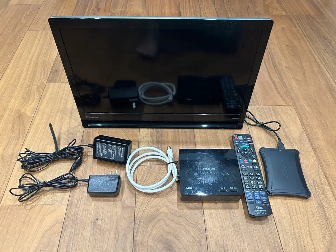 美品 Panasonic UN-19CF8D パナソニック 19型ポータブルTV Amazon | パナソニック 19V型 液晶 テレビ プライベート・ビエラ