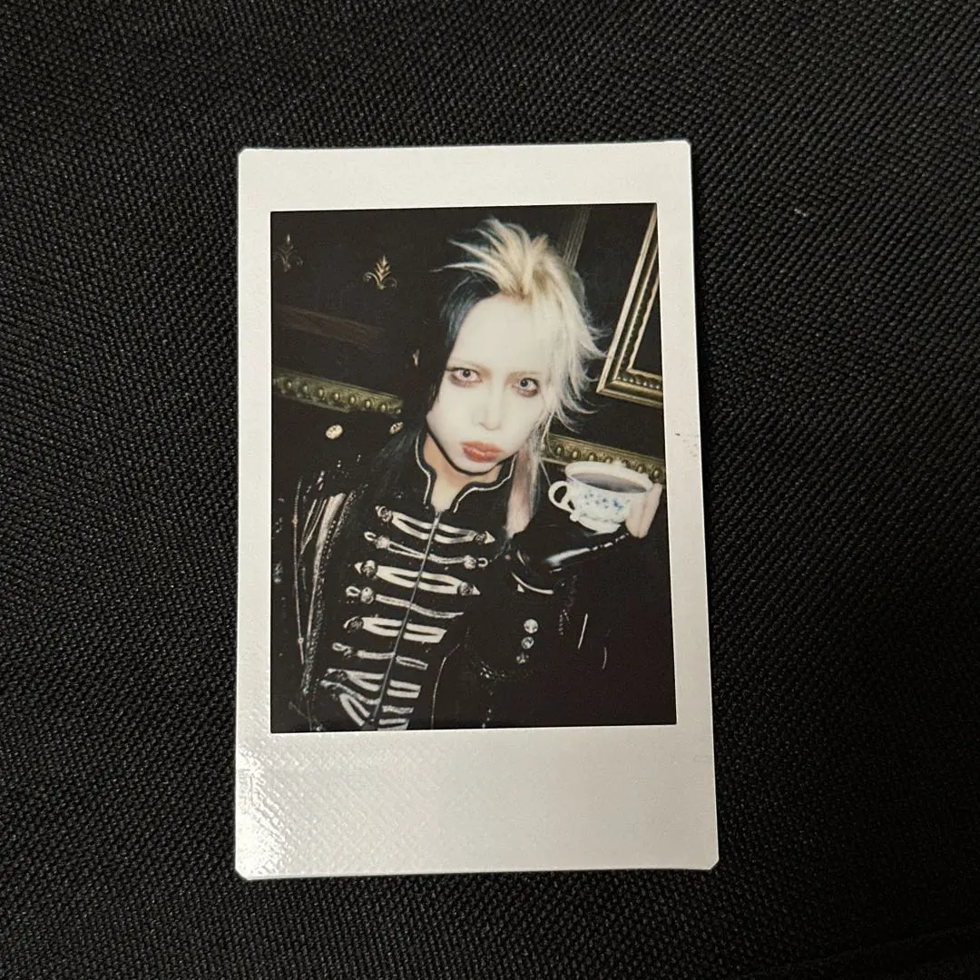 Thumbnail of Yuu Midorikawa (0.1g no Gosan) cheki (polaroid photo) - 9/10
