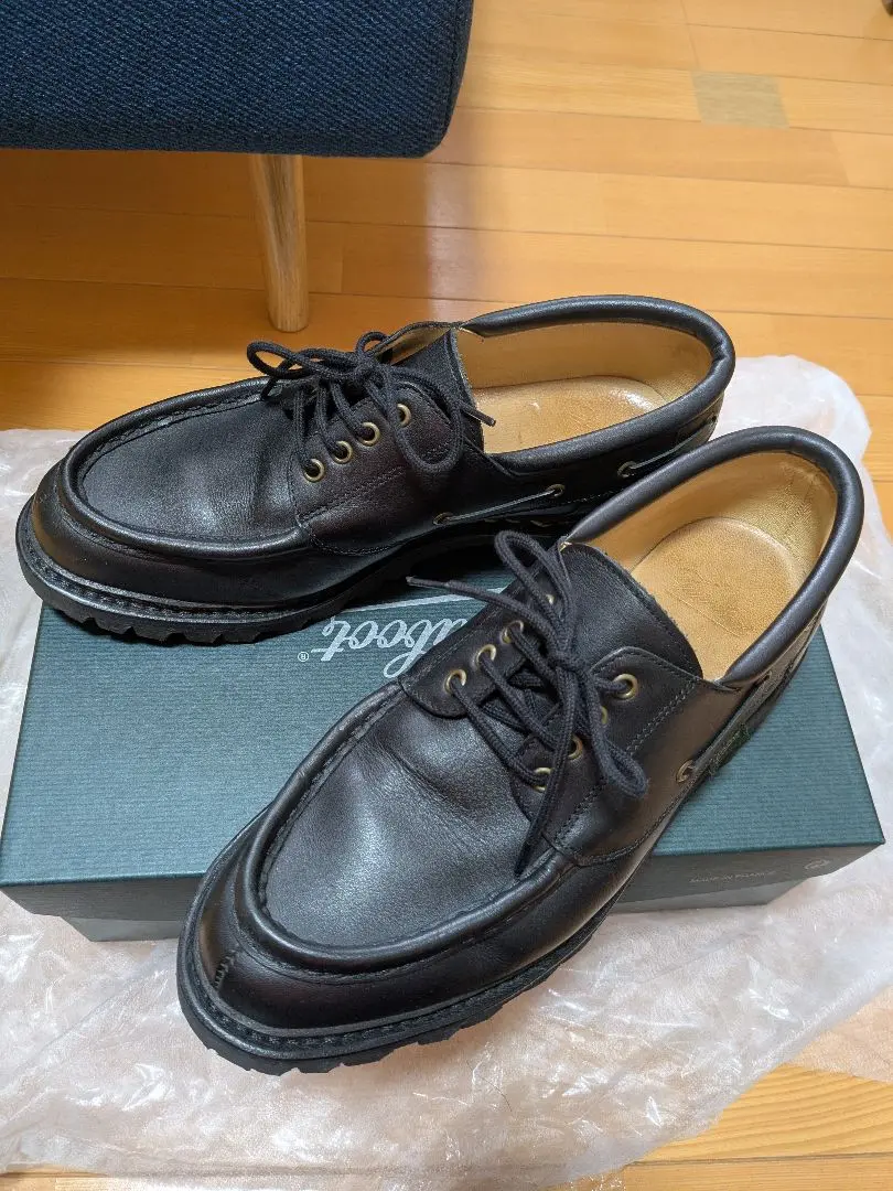 Paraboot CHIMEY EMBOSSIN 8 ブラック 美品 Paraboot CHIMEY EMBOSSIN 8 ブラック 美品