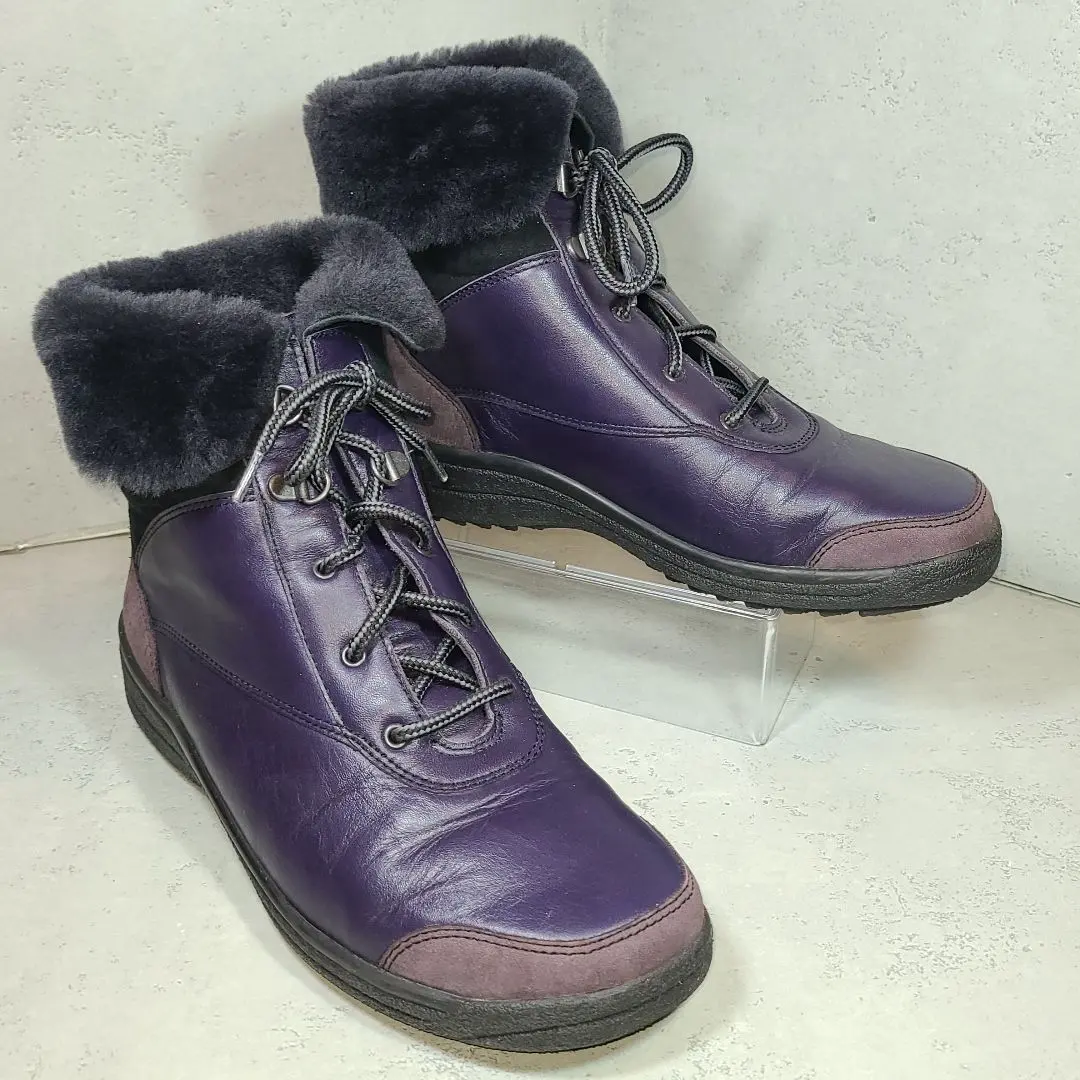 【Strober】斯特羅伯爾 羊皮毛一體綁帶靴 深紫色 的縮圖