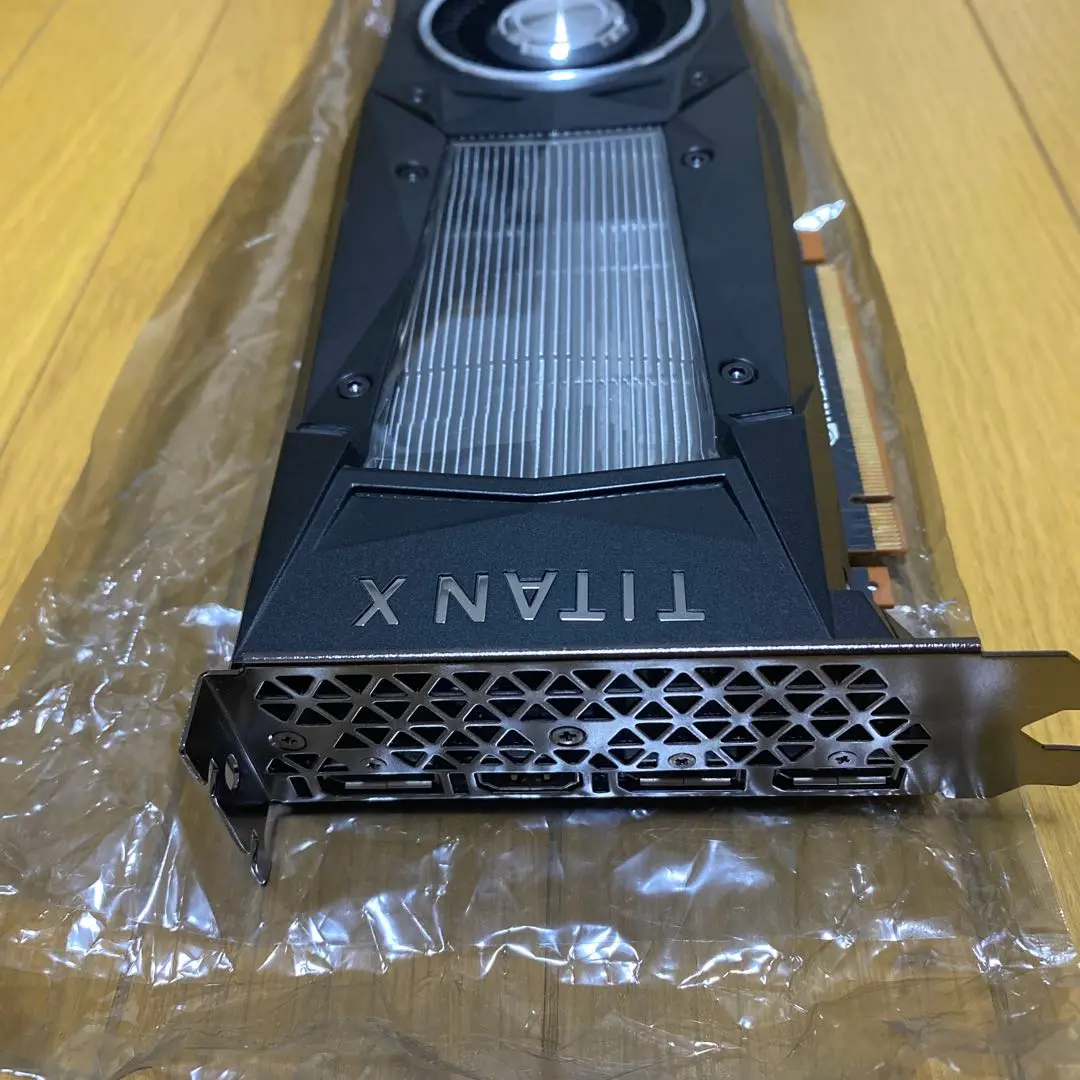 BizonBOX 3✖︎NVIDIA TITAN Xpセット BizonBOX 3✖︎NVIDIA TITAN Xpセット