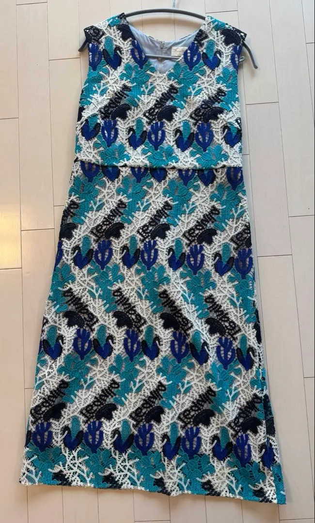 Thumbnail of Grace Class One-Piece Dress Size 38 Lace Grace Continental