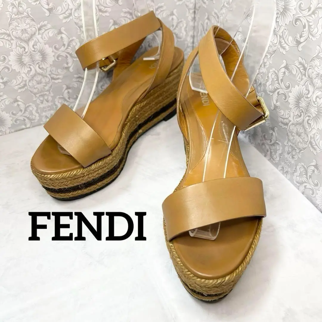 フェンディ スネークエフェクトレザーサンダル ブラウン フェンディ スネークエフェクトレザーサンダル ブラウン (FENDI