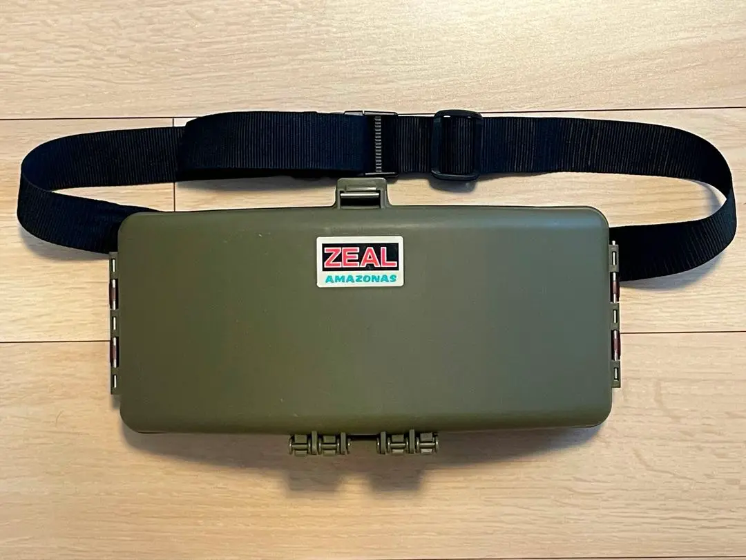 美品　zealルアーセット　まとめ売り　ウエストボックス付き ズイール ZEAL ウエストボックス 2セット アマゾン タックル