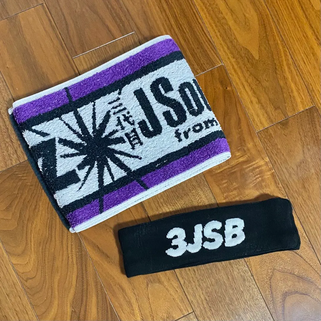 Thumbnail of Third J Soul Brothers merchandise (towels, headbands)